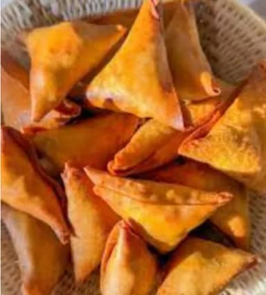 Best Beef Samoosa 5 pcs in Ernakulam