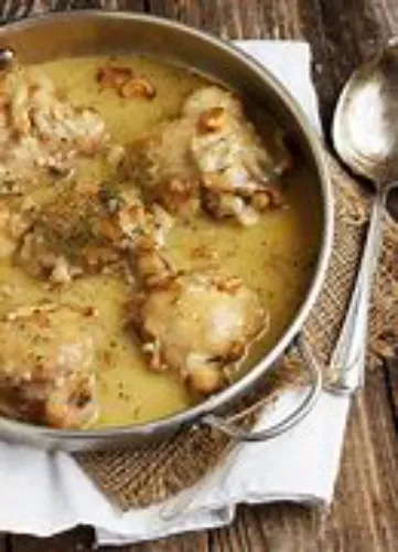 Best Garlic Chicken Gravy With Bone in Ernakulam