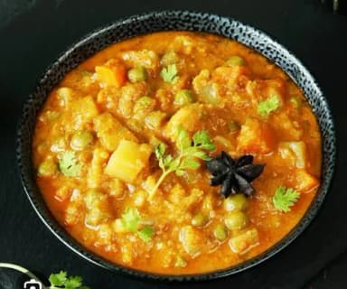 Best Mix Veg. Kohorma in Ernakulam